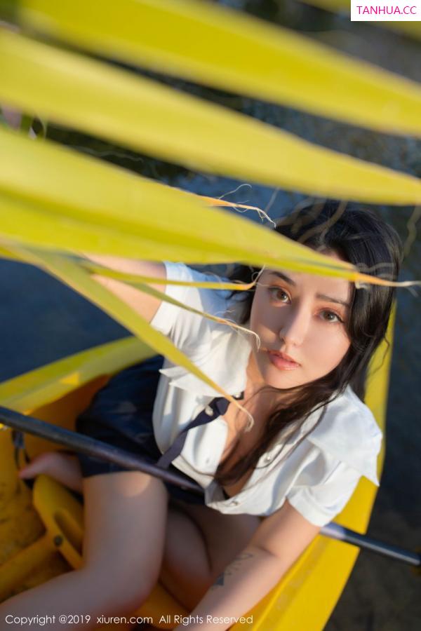 汤曼玲 玛鲁娜 [XIUREN]高清写真图 2019.10.11 Manuela玛鲁娜第21张图片